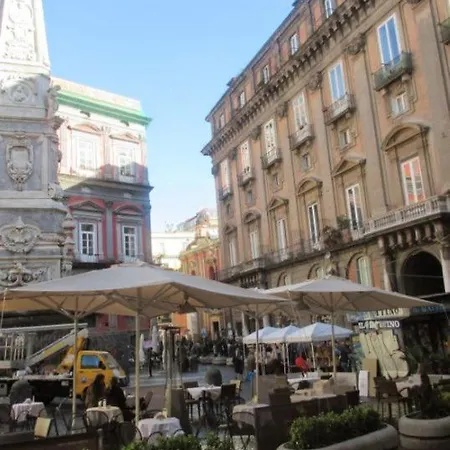 Casa Albertino-In The Heart Of Napoli Esterno foto