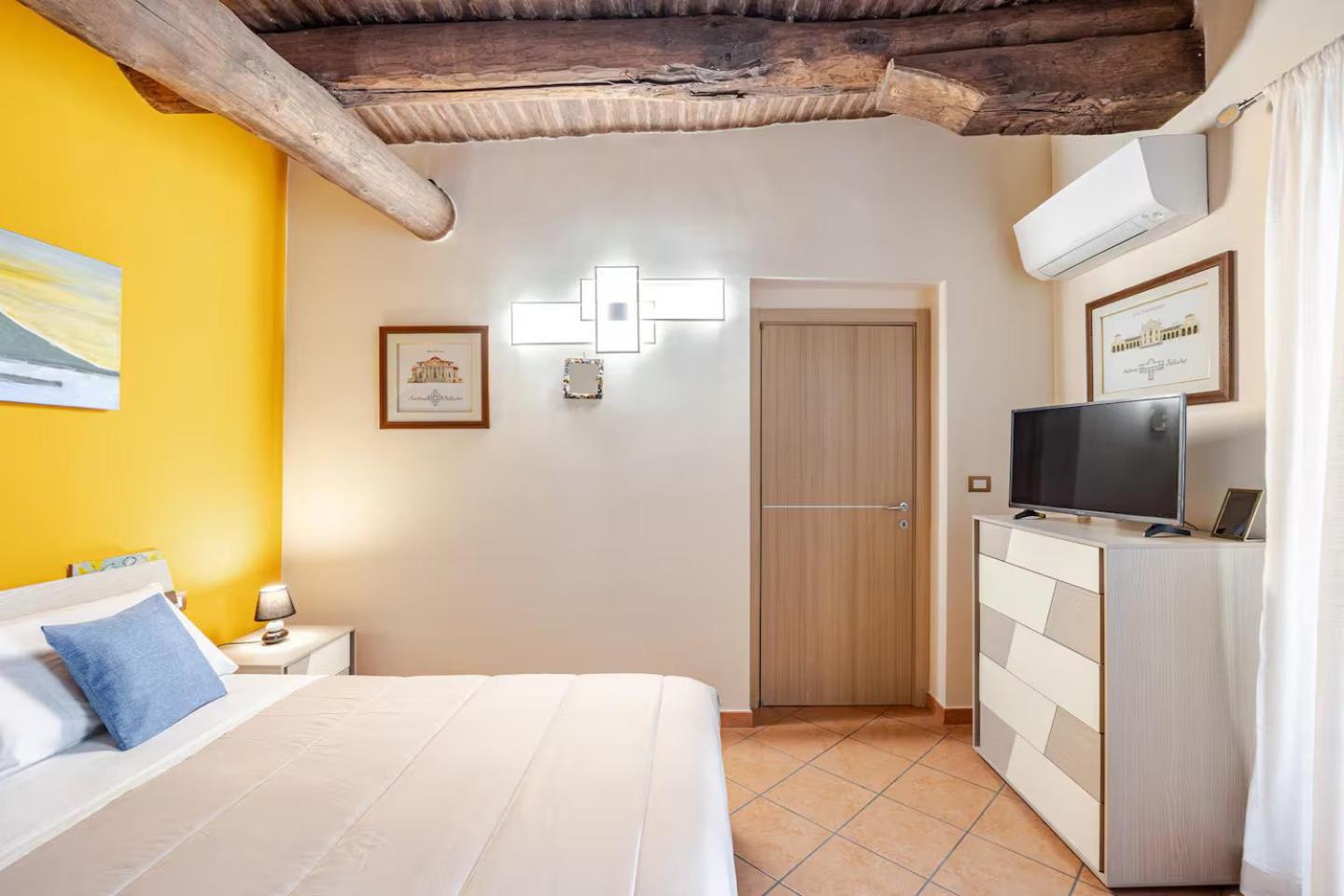 Casa Albertino-in The Heart Of Appartamento Napoli